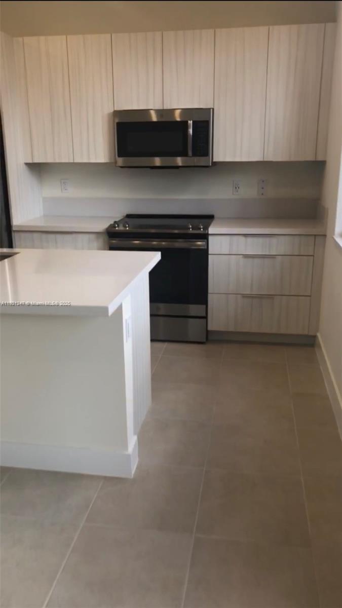 Doral Condo: 10443 Northwest 82nd Street