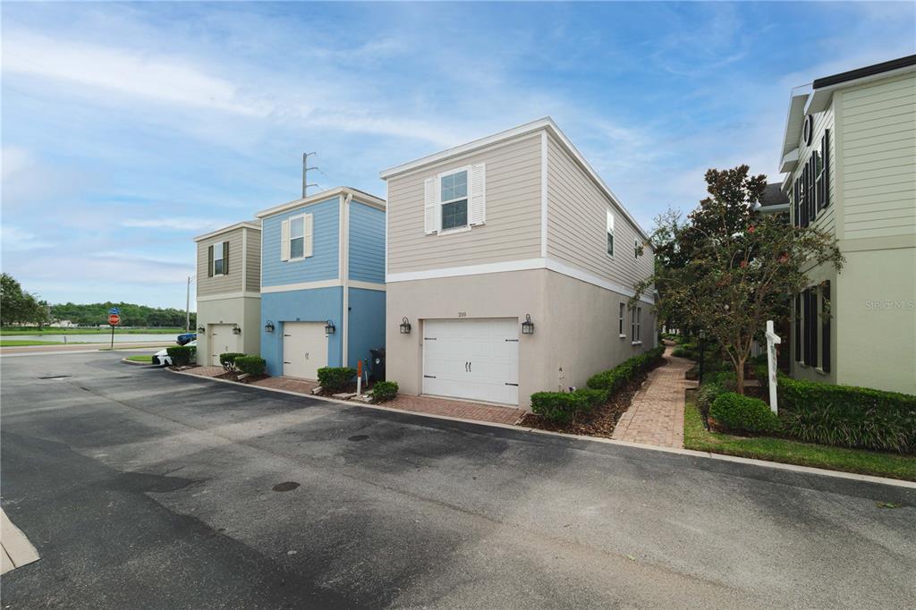 Oldsmar Condo: 210 Cutlass Way