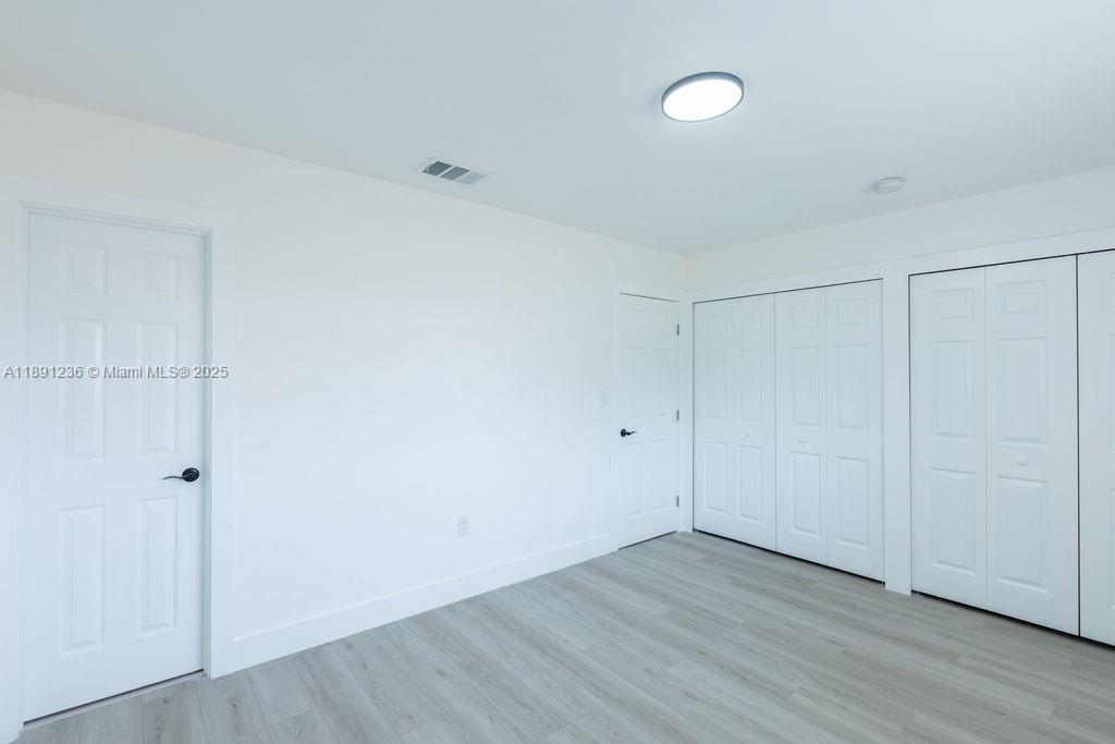 Homestead Condo: 355 Southwest 17th Avenue