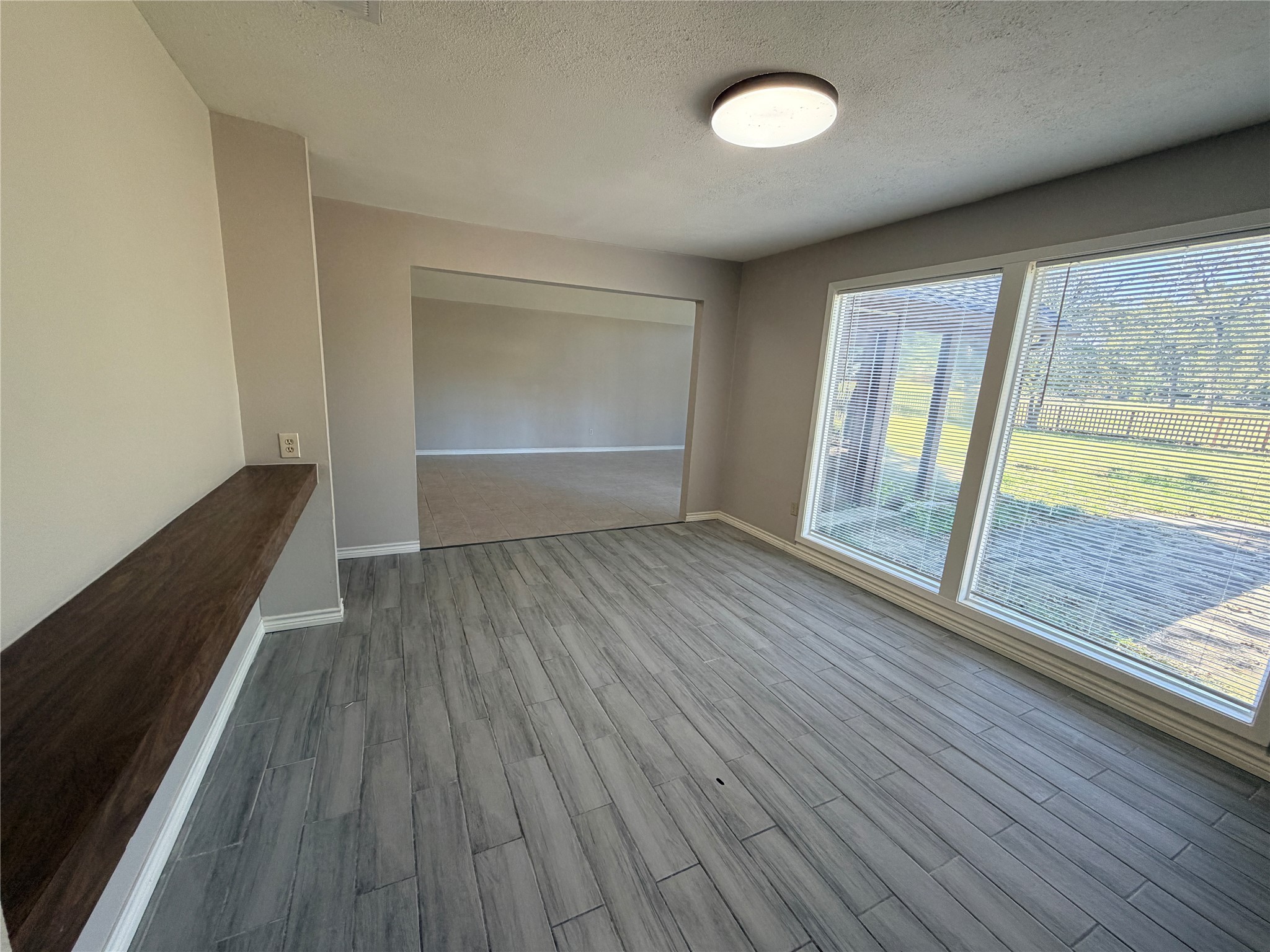 Houston Condo: 1607 Chestnut Ridge Road