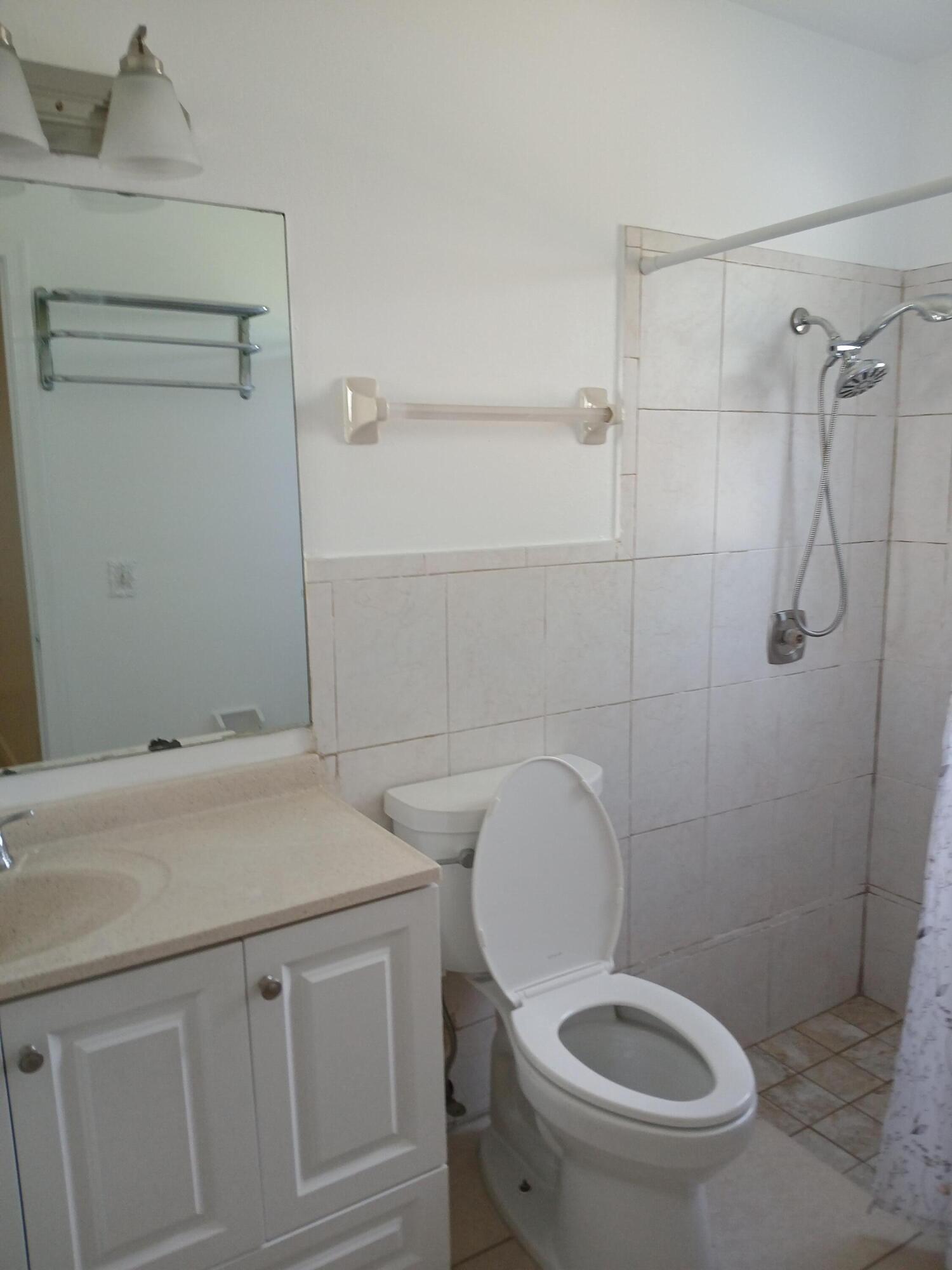 West Palm Beach Condo: 8743 Sol Terrace