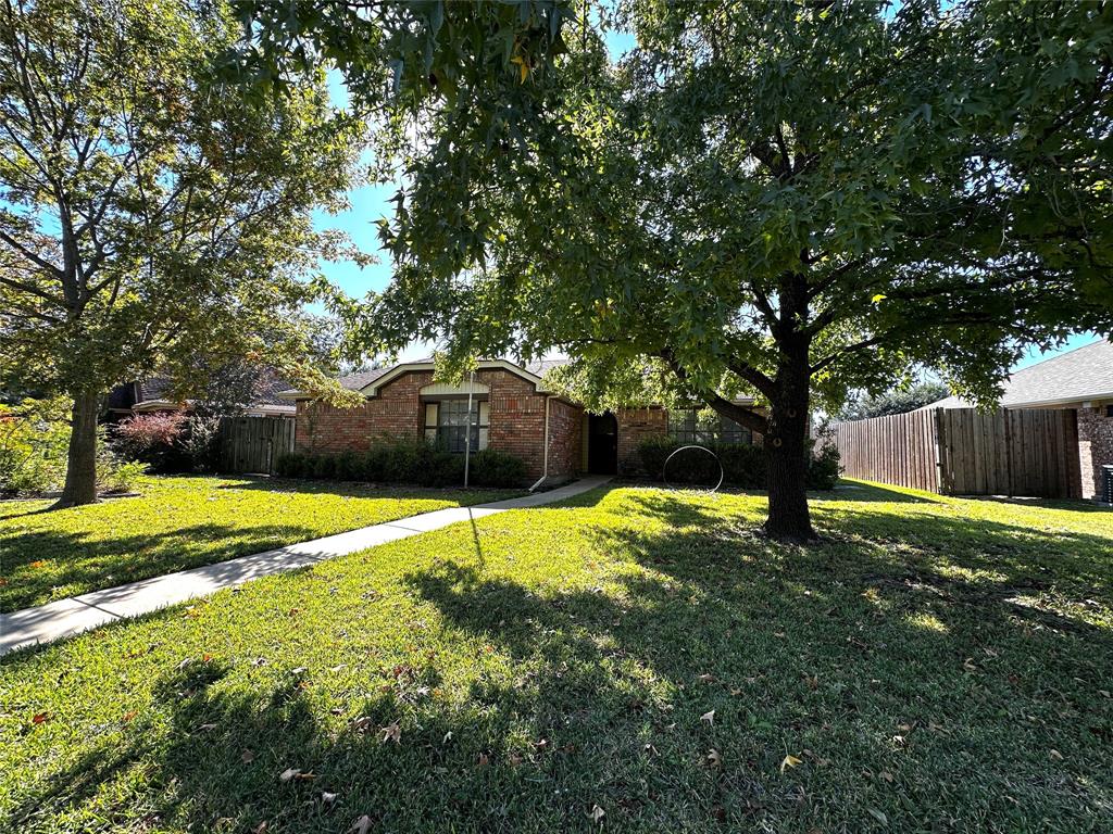 Rowlett Condo: 2318 Springfield Lane