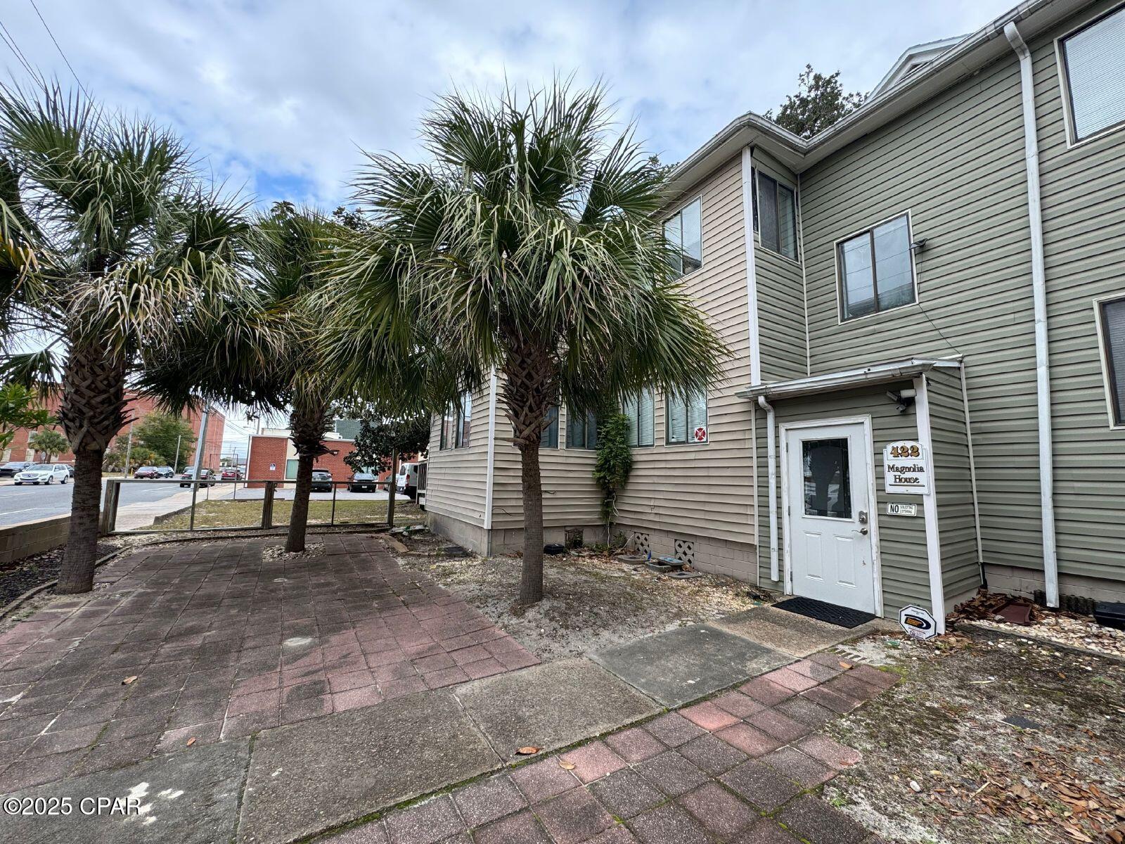 Panama City Condo: 422 Magnolia Avenue