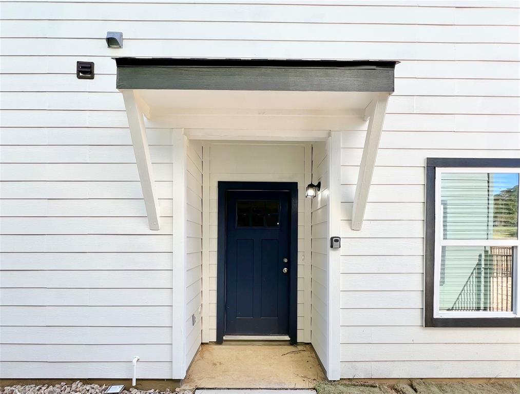 Burleson Condo: 3501 East Renfro Street