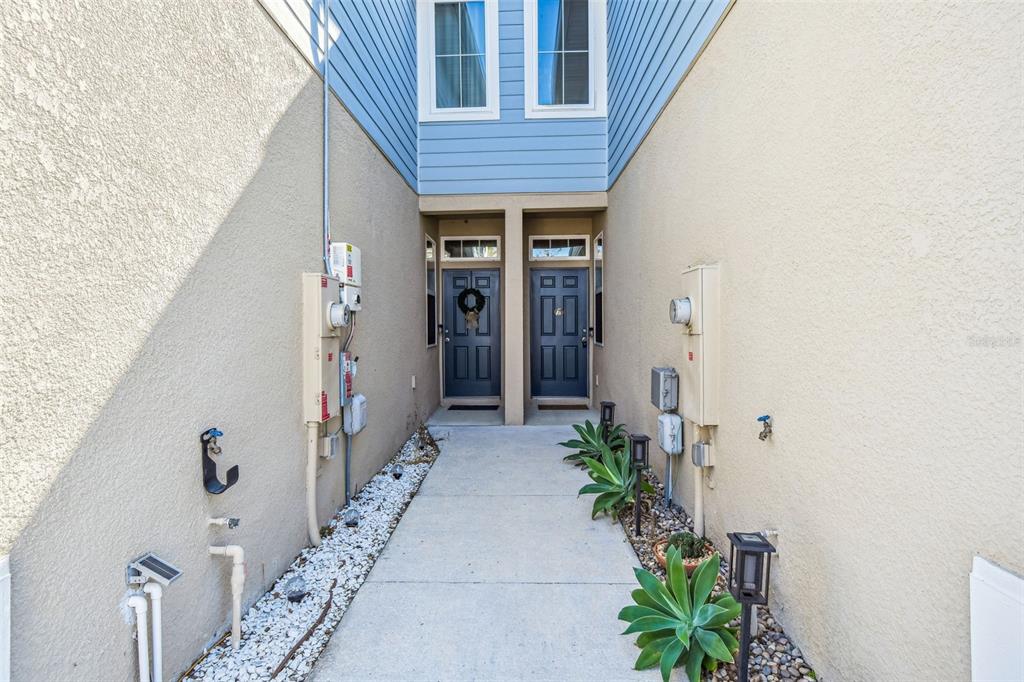 Brandon Condo: 2123 Laceflower Drive