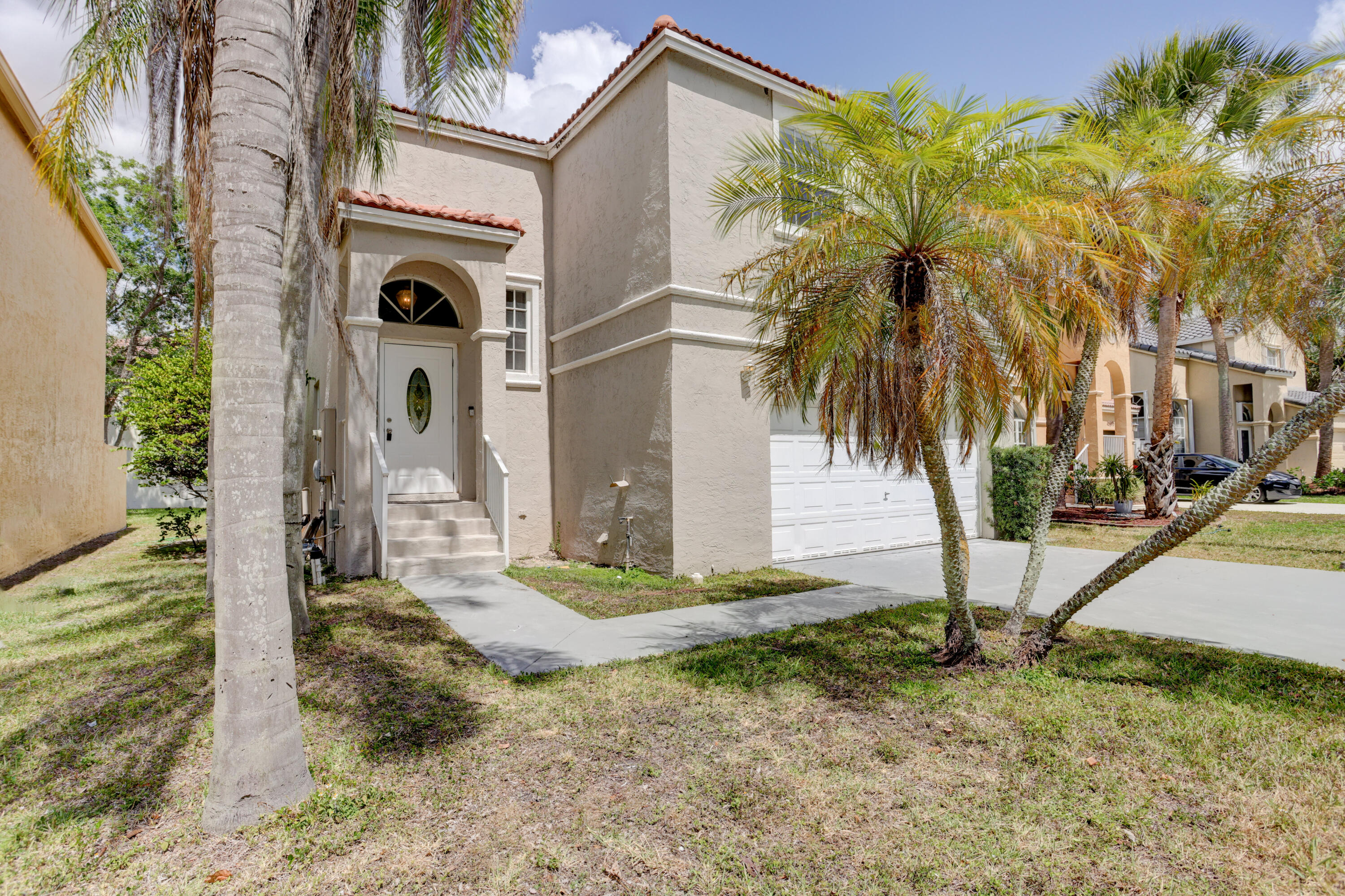 Pembroke Pines Condo: 15895 Northwest 5th Street