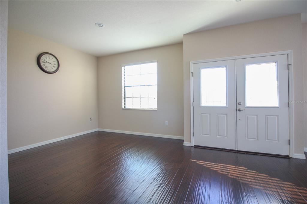 Bartow Condo: 1918 Griffin's Green Drive