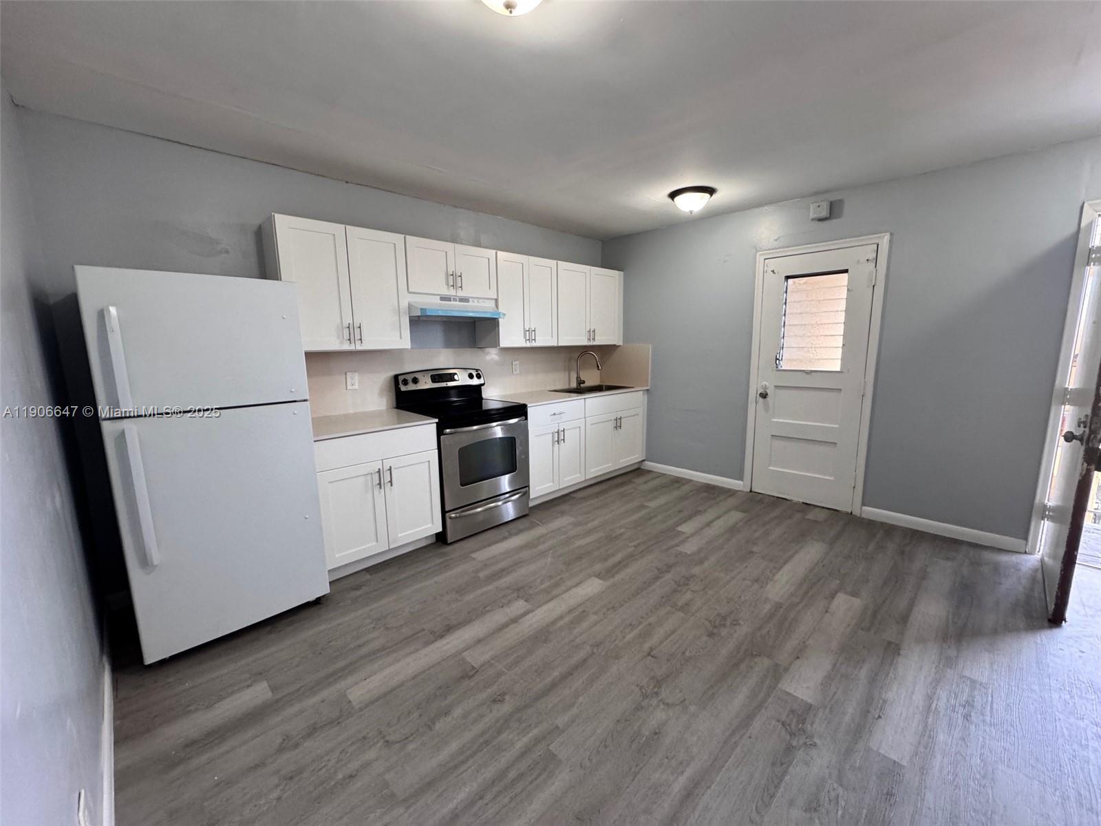 Pembroke Pines Condo: 6840 Pembroke Road