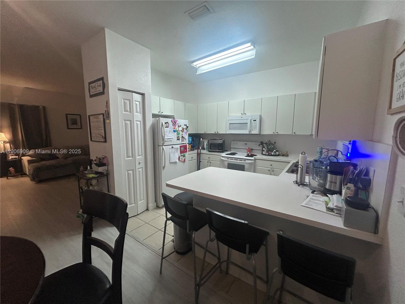 Homestead Condo: 2590 Northeast 3rd Drive