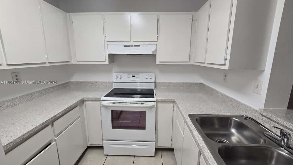 Plantation Condo: 10717 Cleary Boulevard