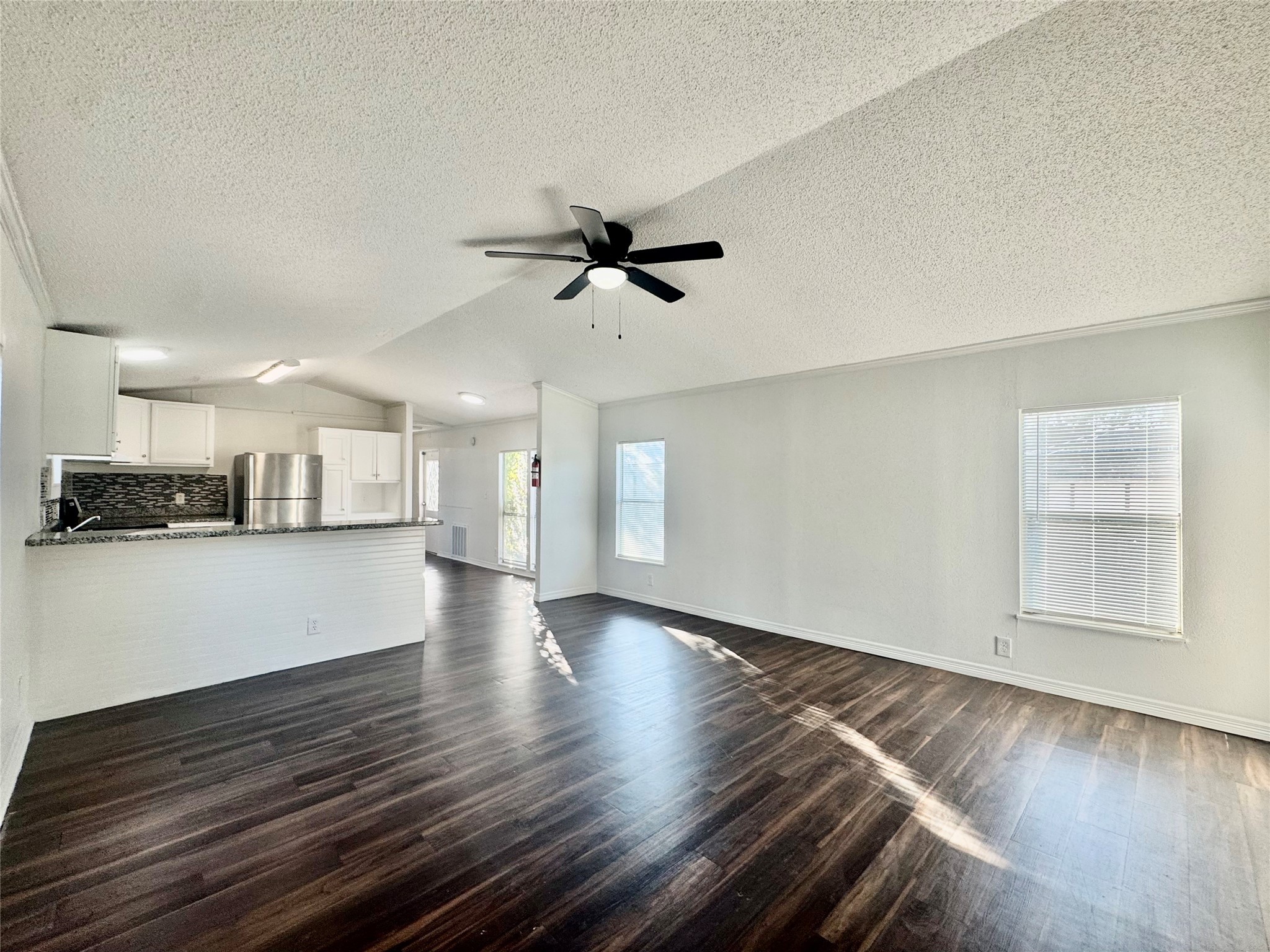 Pasadena Condo: 1007 Spooner Street