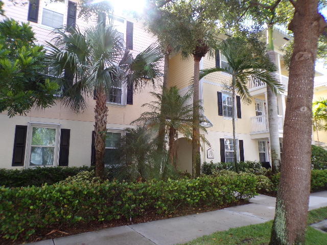 Jupiter Condo: 275 Murcia Drive