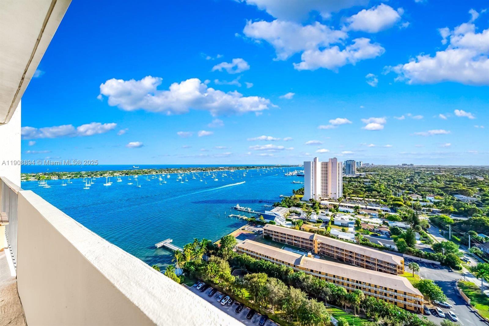 West Palm Beach Condo: West Palm Beach
