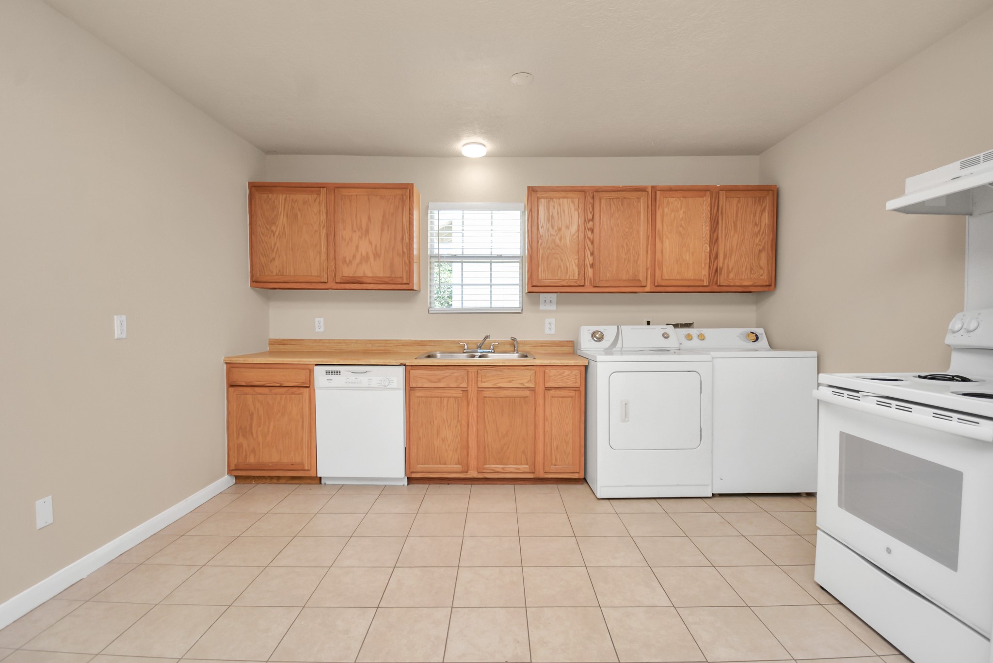 Pasadena Condo: 500 West Pitts Avenue