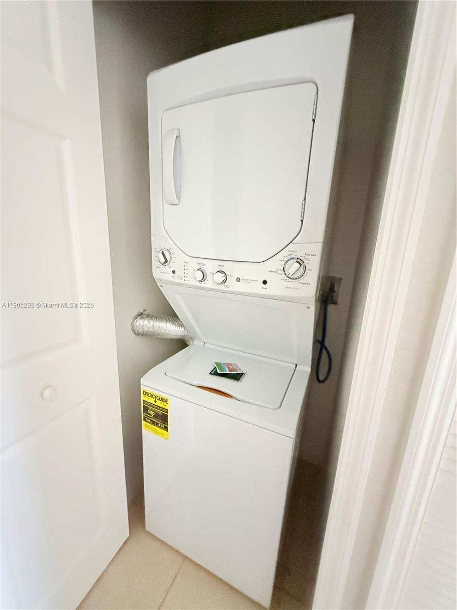 Florida City Condo: 656 Southwest 11th Street