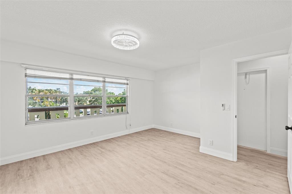 Boca Raton Condo: 204 Mansfield F