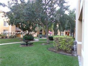 Pembroke Pines Condo: 777 Southwest 111th Way