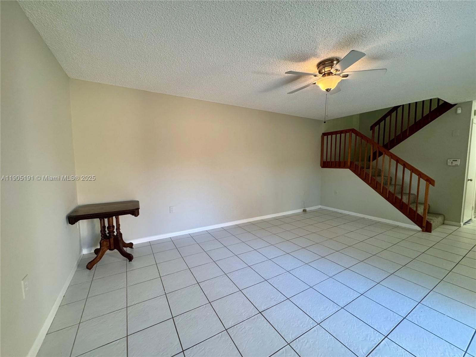 Davie Condo: 9143 D Southwest 23rd Street