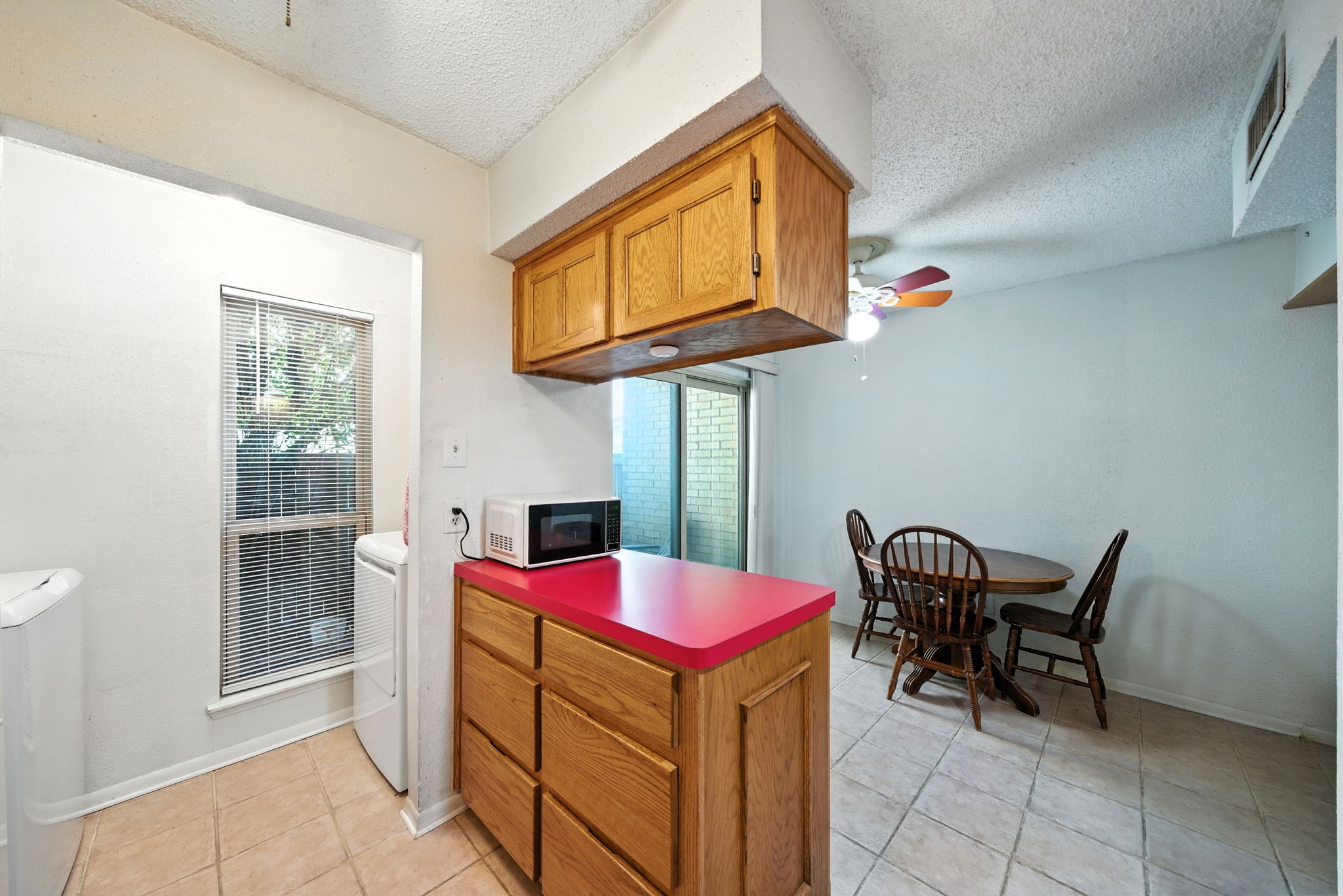 Pasadena Condo: 3919 Fairmont Parkway