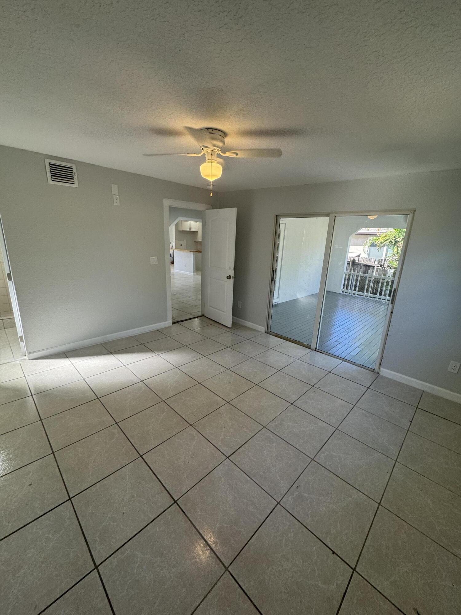 Delray Beach Condo: 623 Southwest 10th Street