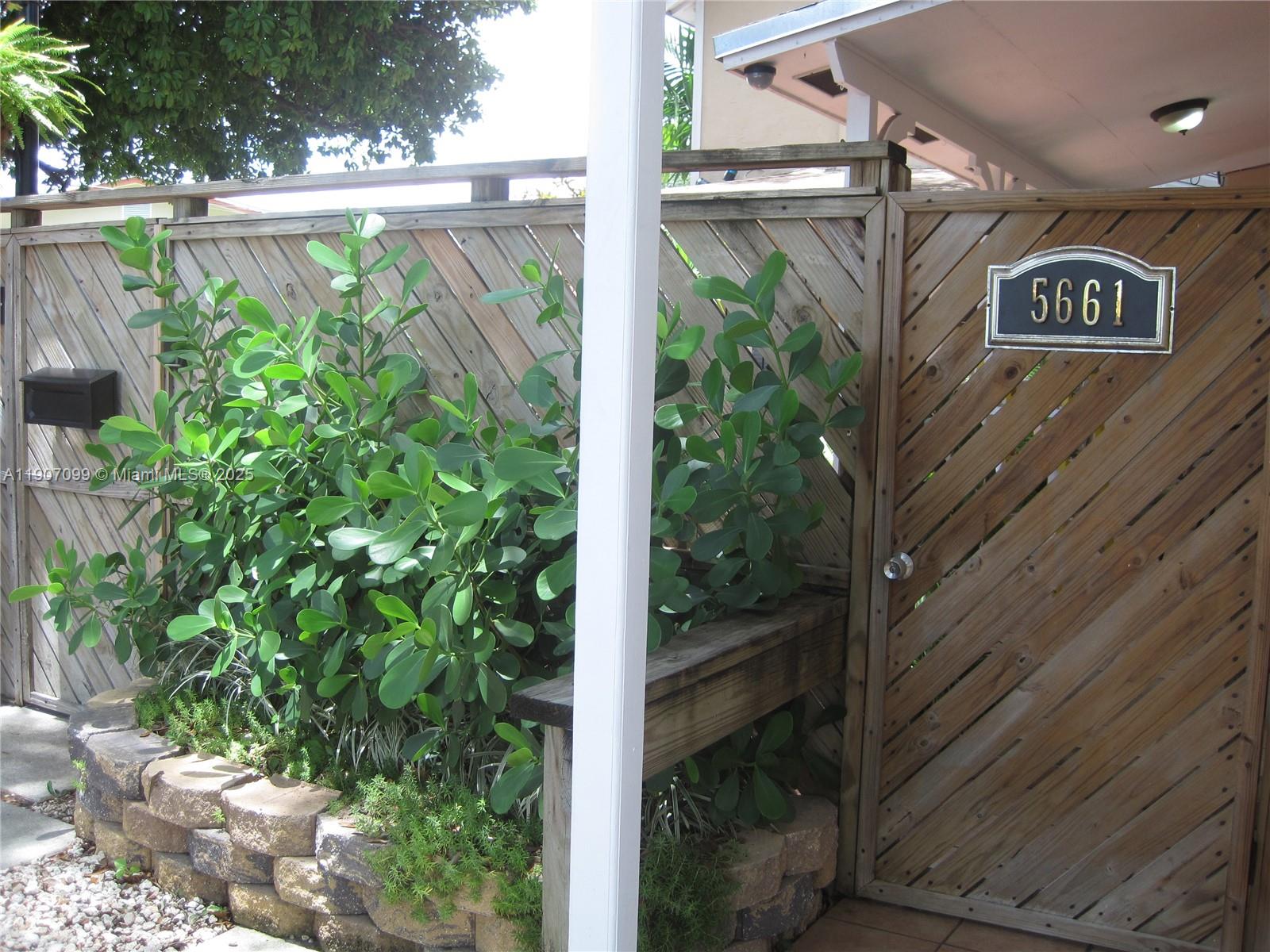 Miami Condo: 5661 Southwest 4th Street