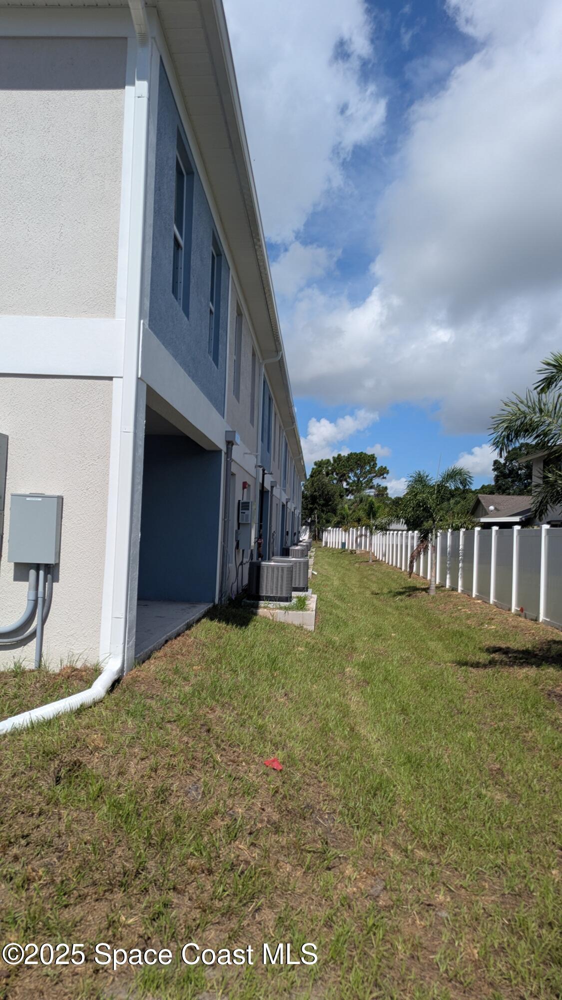 Palm Bay Condo: 1625 Par Street