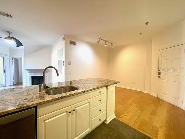 Orlando Condo: 860 North Orange Avenue