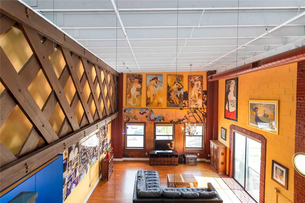 Orlando Condo: 62 West Colonial Drive