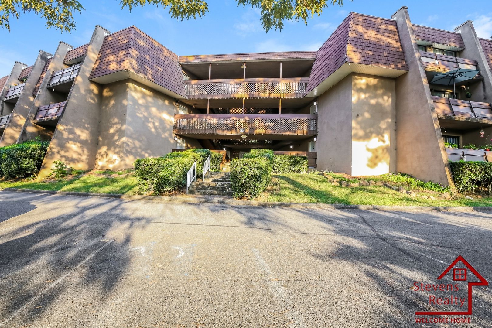 Chattanooga Apartment: 915 S Seminole Dr