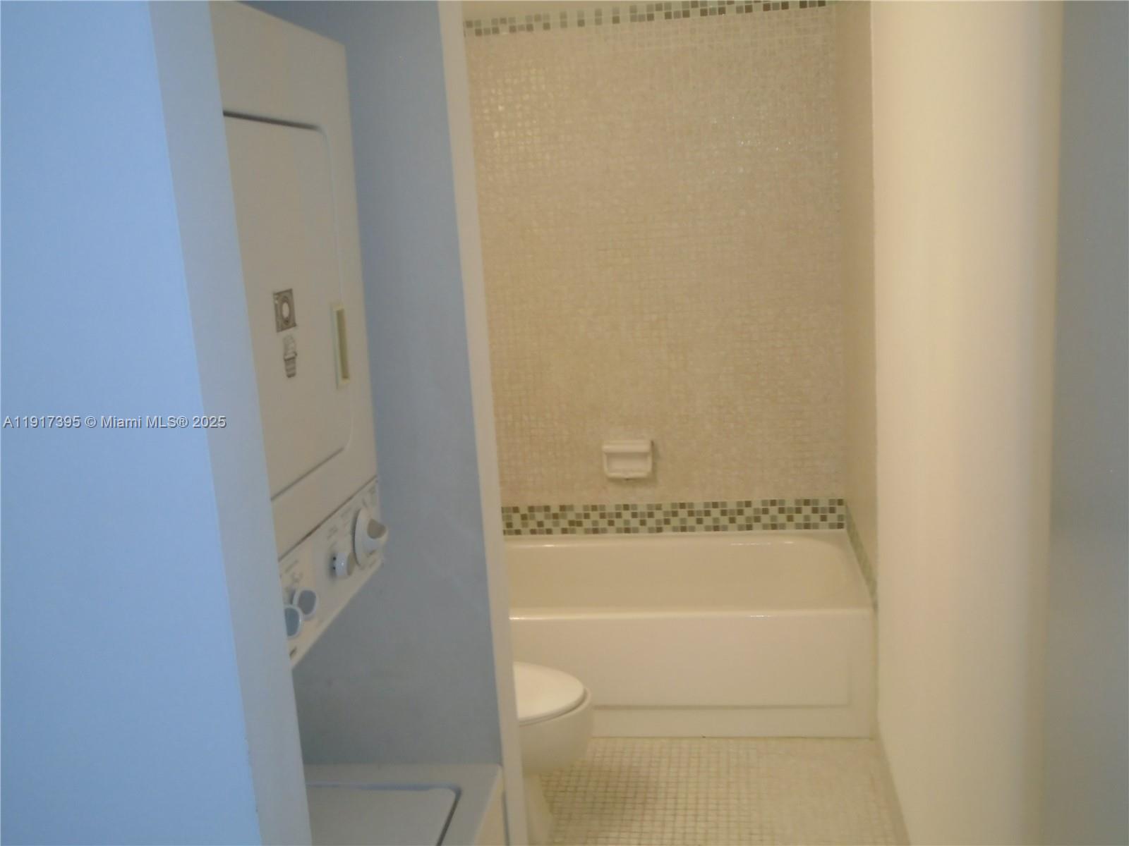 Lauderhill Condo: 4176 Inverrary Drive