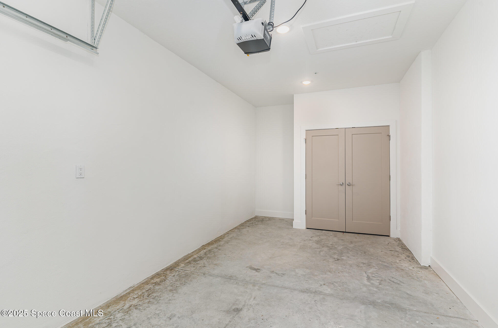 Palm Bay Condo: 1625 Par Street