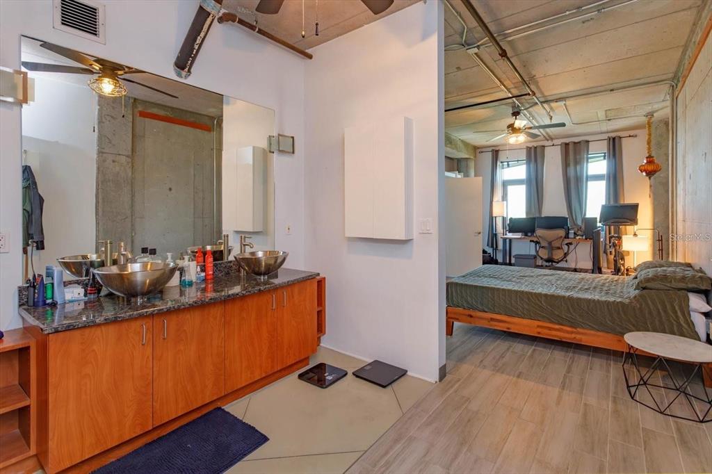 Orlando Condo: 10 North Summerlin Avenue