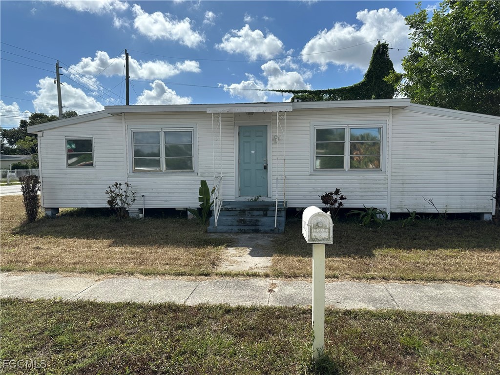 Fort Myers Condo: 2072 Maple Avenue