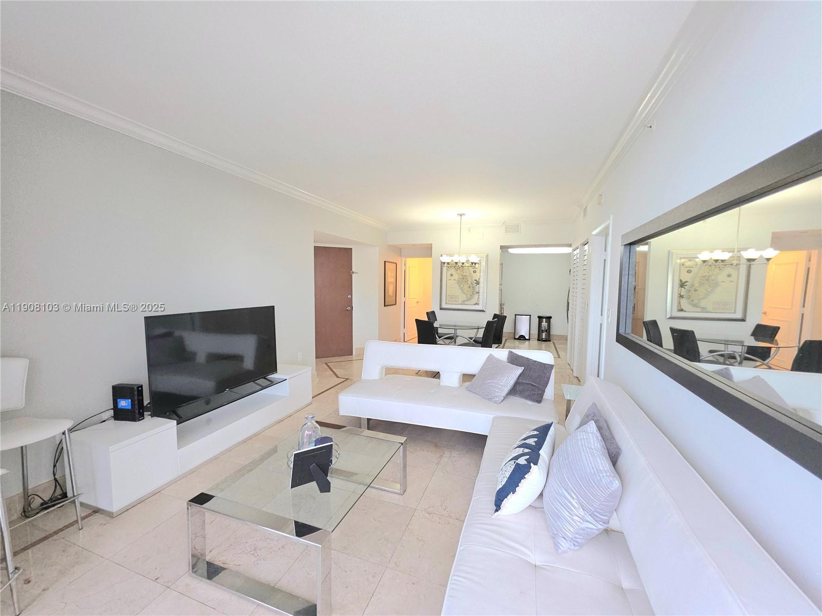 Miami Beach Condo: 6365 Collins Avenue