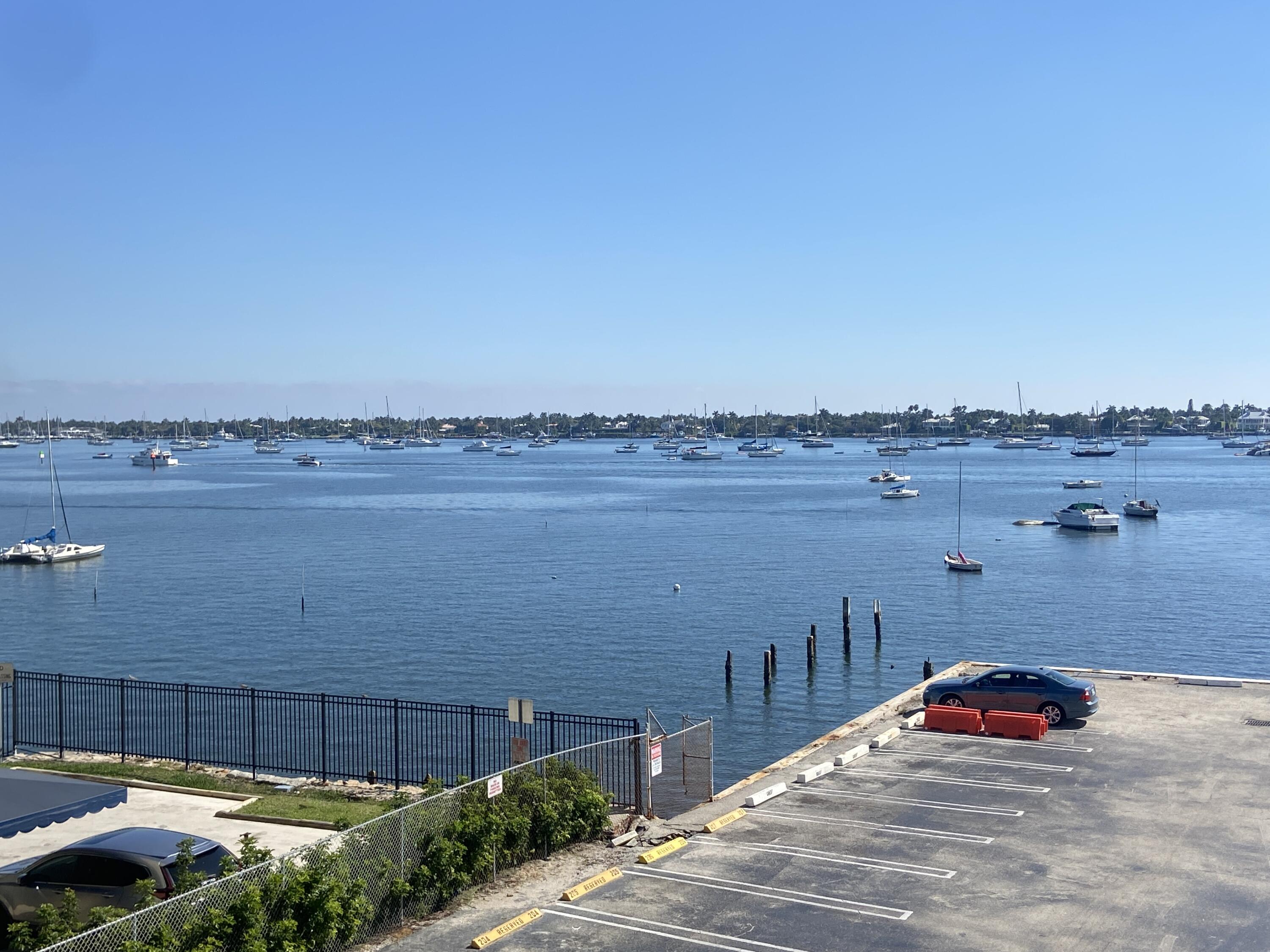 West Palm Beach Condo: 4500 North Flagler Drive