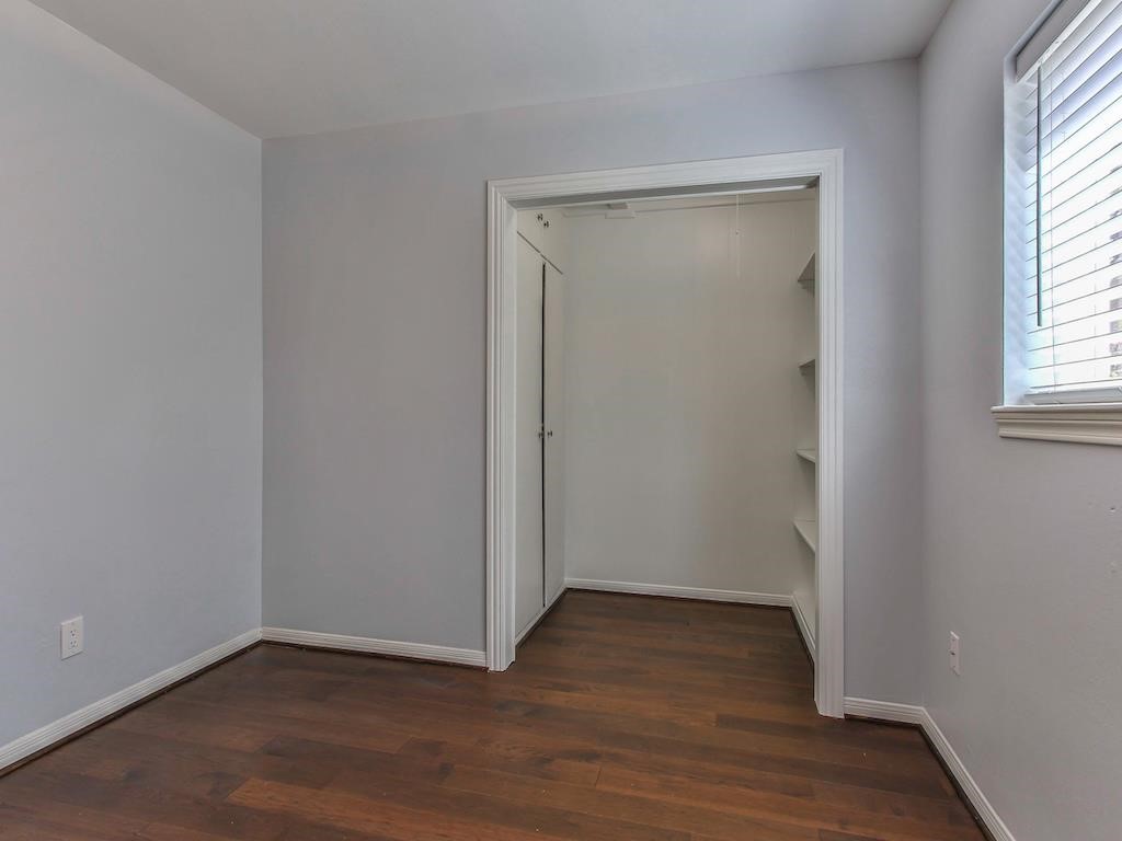 Houston Condo: 12514 Kingsride Lane