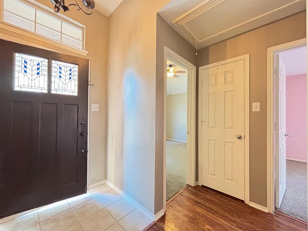 Melissa Condo: 3603 Applewood Road