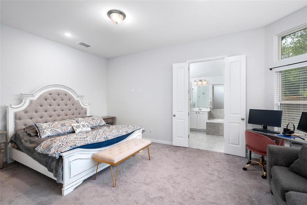 Melissa Condo: 2723 Willow Lane