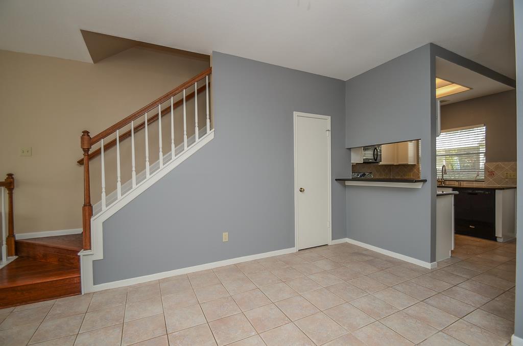 Sugar Land Condo: 2930 Grants Lake Boulevard