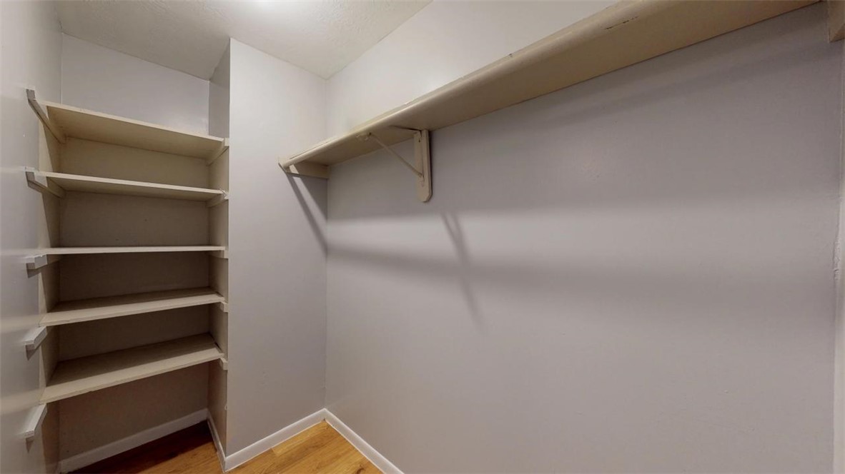 Bryan Condo: 725 Peppertree Drive