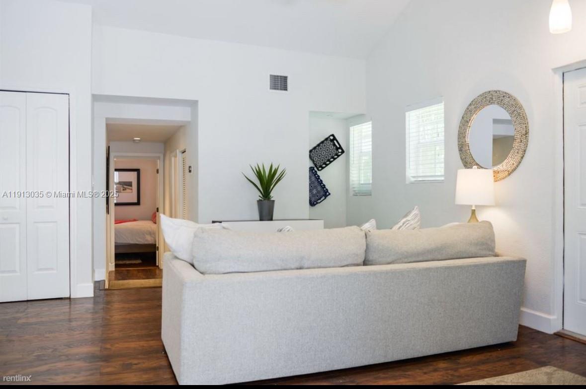 Miami Beach Condo: 7611 Abbott Avenue