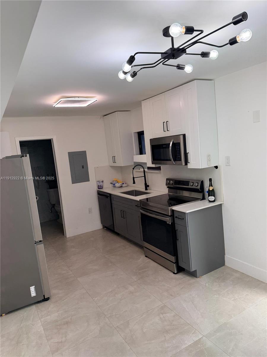 Miami Beach Condo: 911 79th Terrace