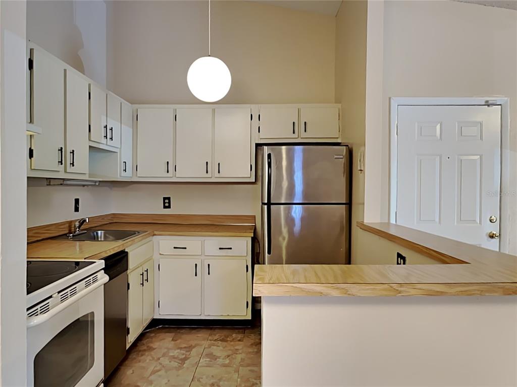 Orlando Condo: 2758 Oak Park Way