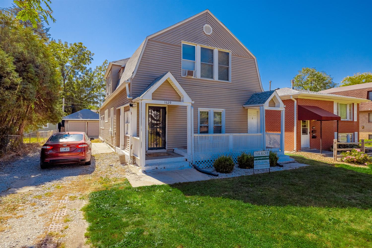 Lincoln Condo: 1629 C ST