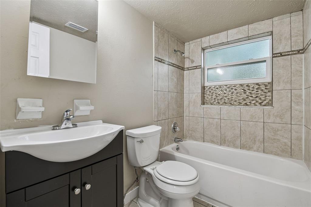 Tampa Condo: 923 East Lotus Avenue