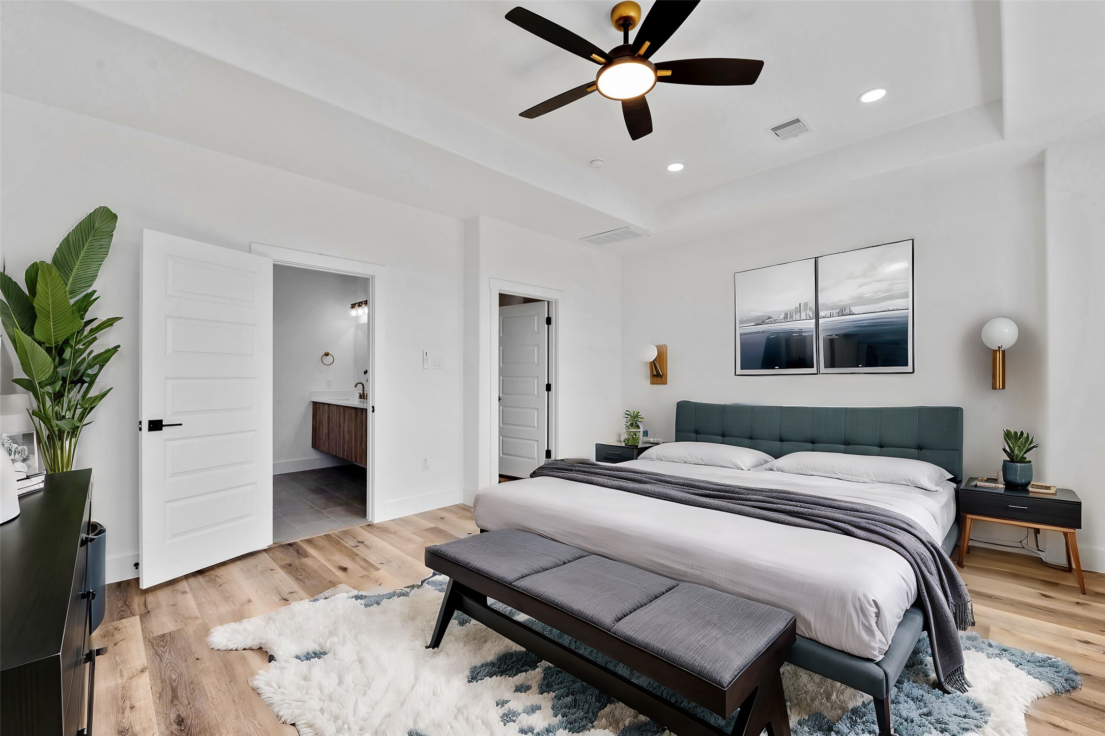 Houston Condo: 1805 Emir Street