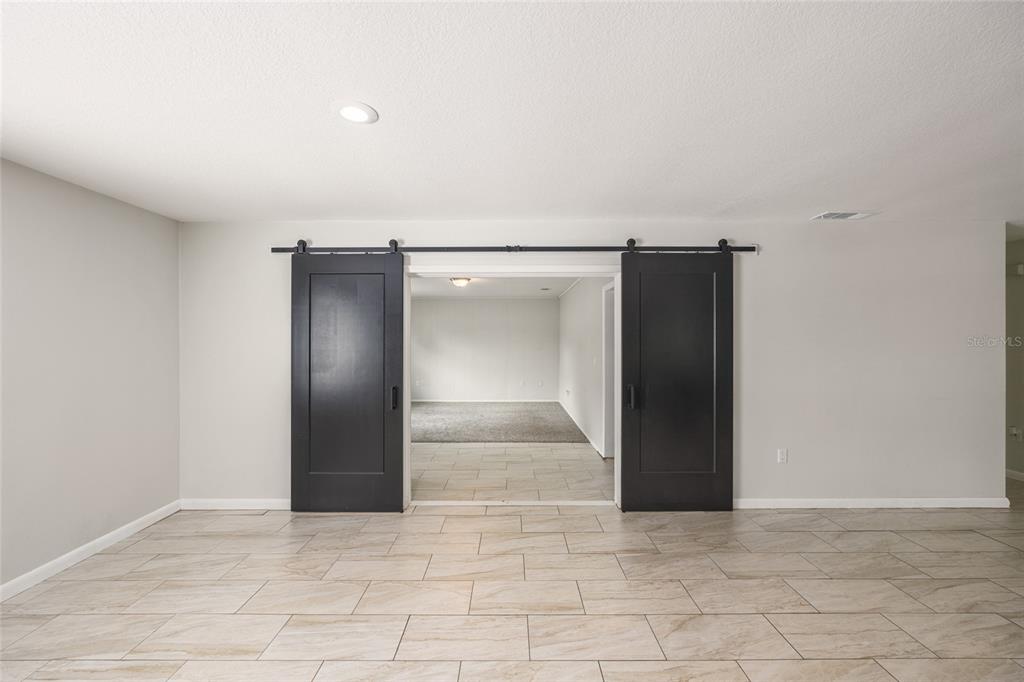 Lakeland Condo: 934 Point View Lane