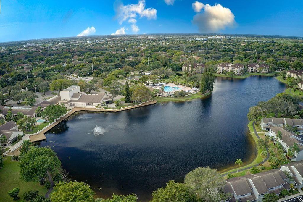 Coconut Creek Condo: 2448 Northwest 49th Terrace