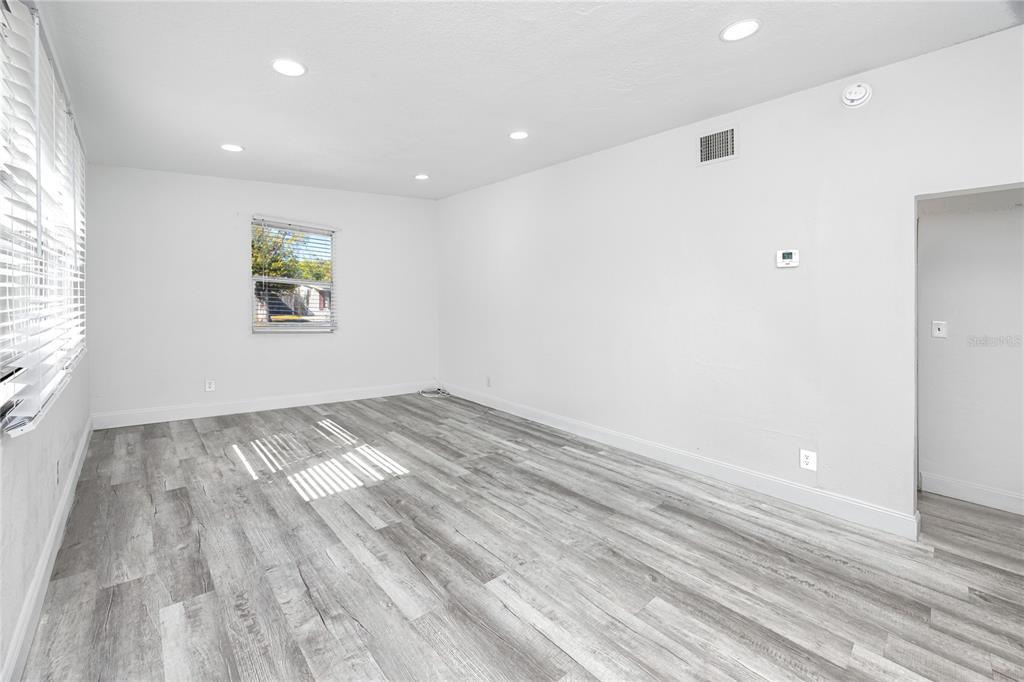 Pinellas Park Condo: 6745 88th Avenue North