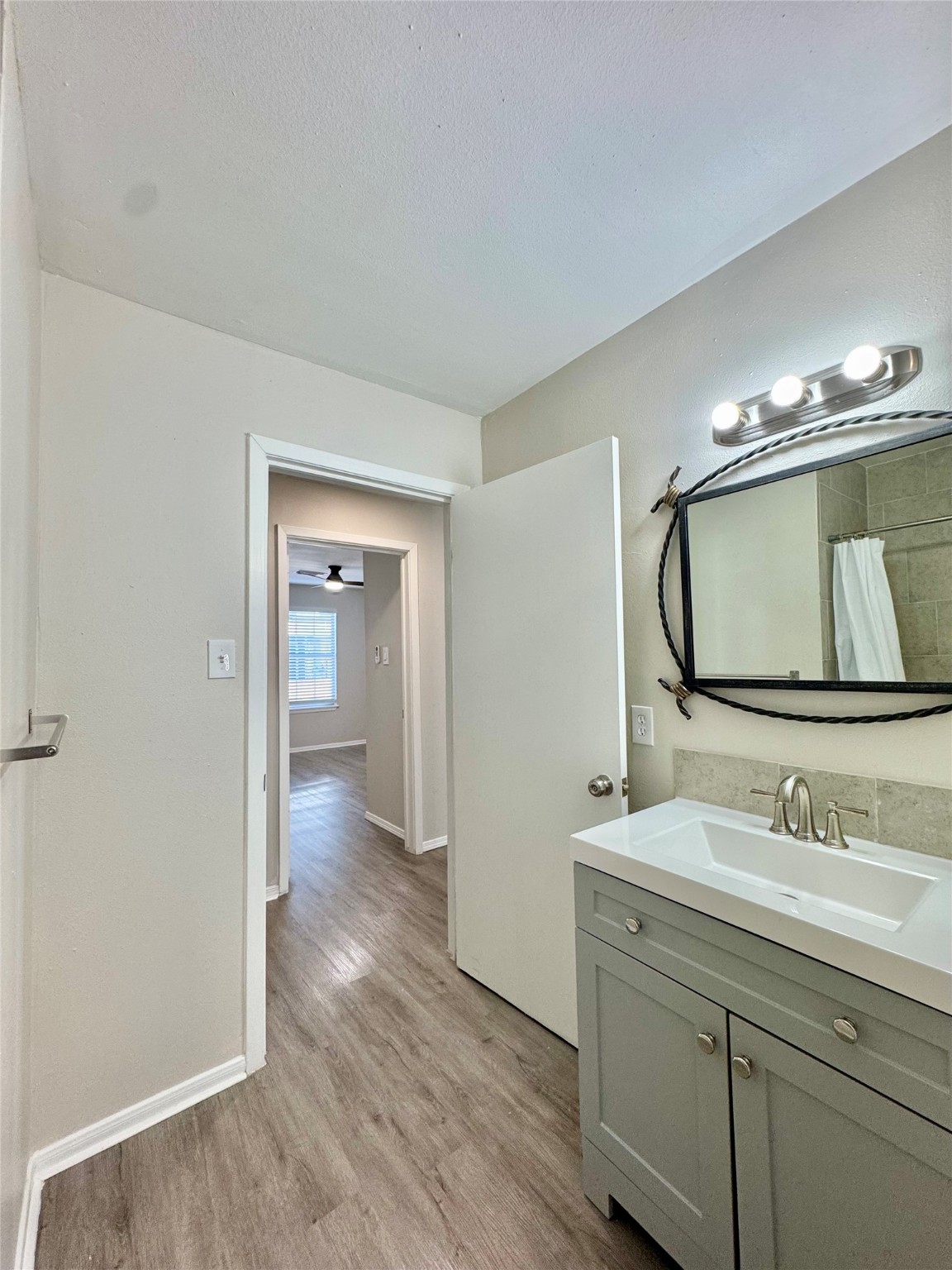 Houston Condo: 303 Enid Street